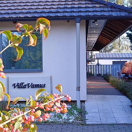 Villa Vamus Vendeg- Es Rendezvenyhaz Vámosszabadi Exteriör bild