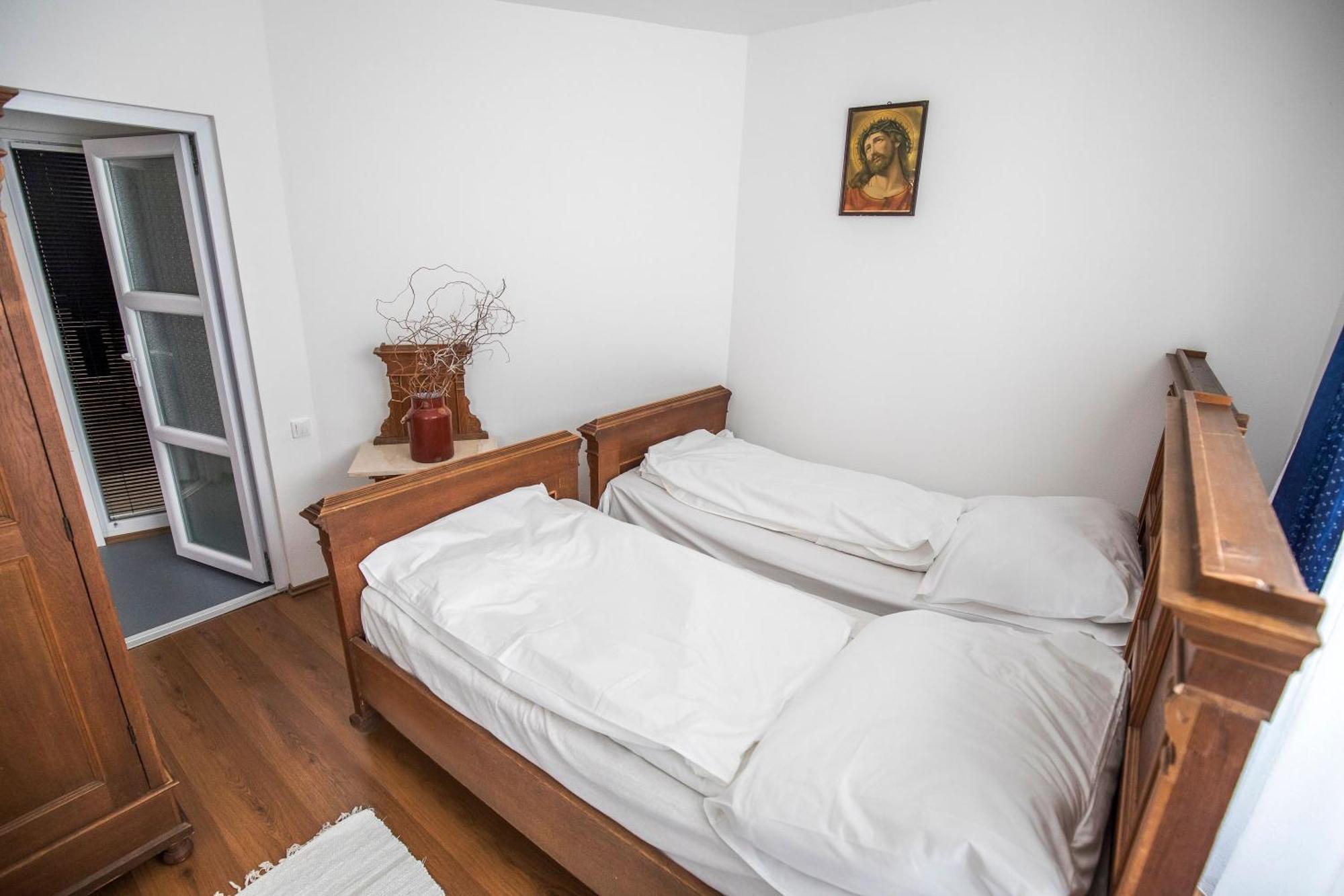 Villa Vamus Vendeg- Es Rendezvenyhaz Vámosszabadi Exteriör bild