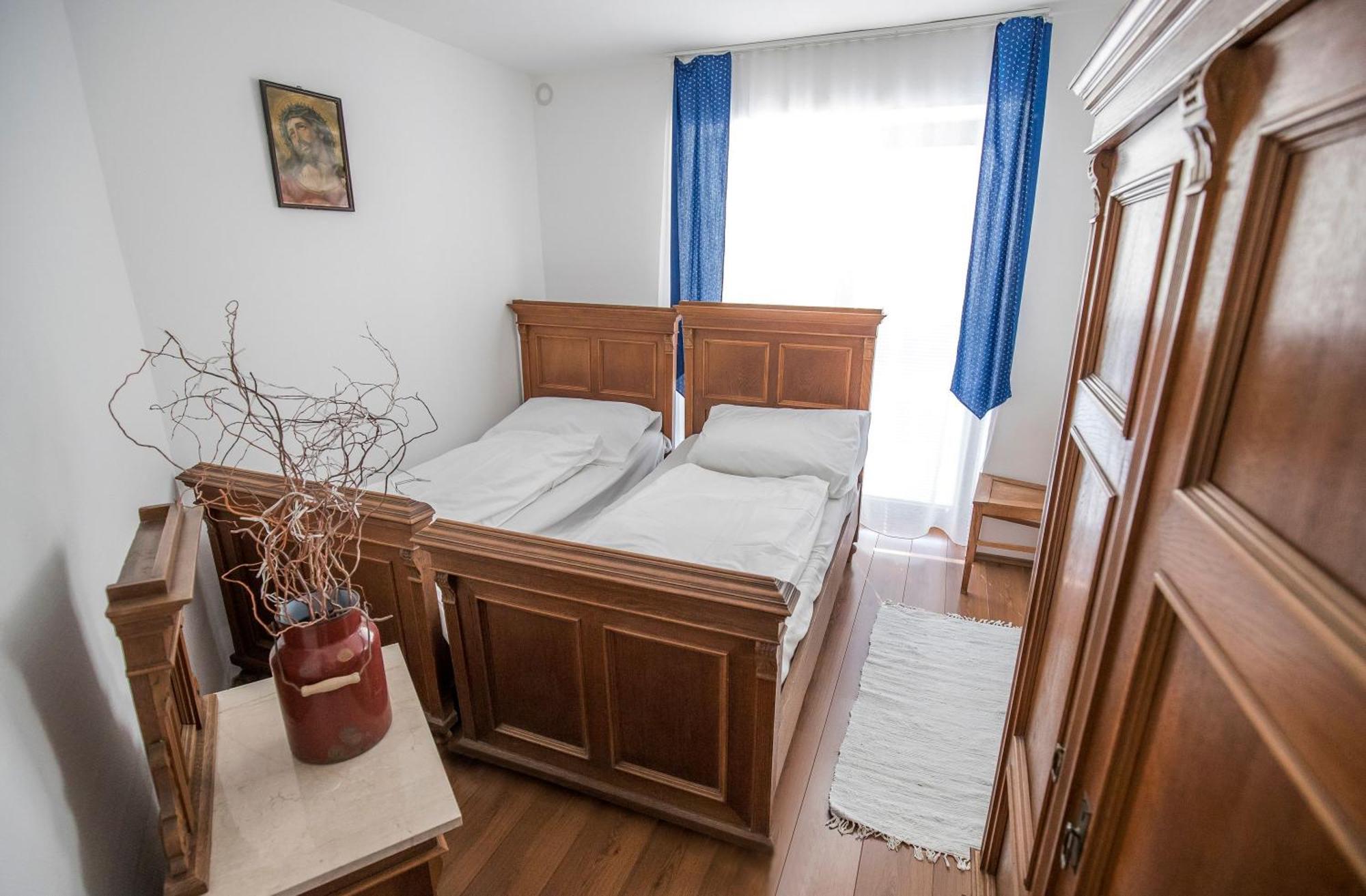 Villa Vamus Vendeg- Es Rendezvenyhaz Vámosszabadi Exteriör bild