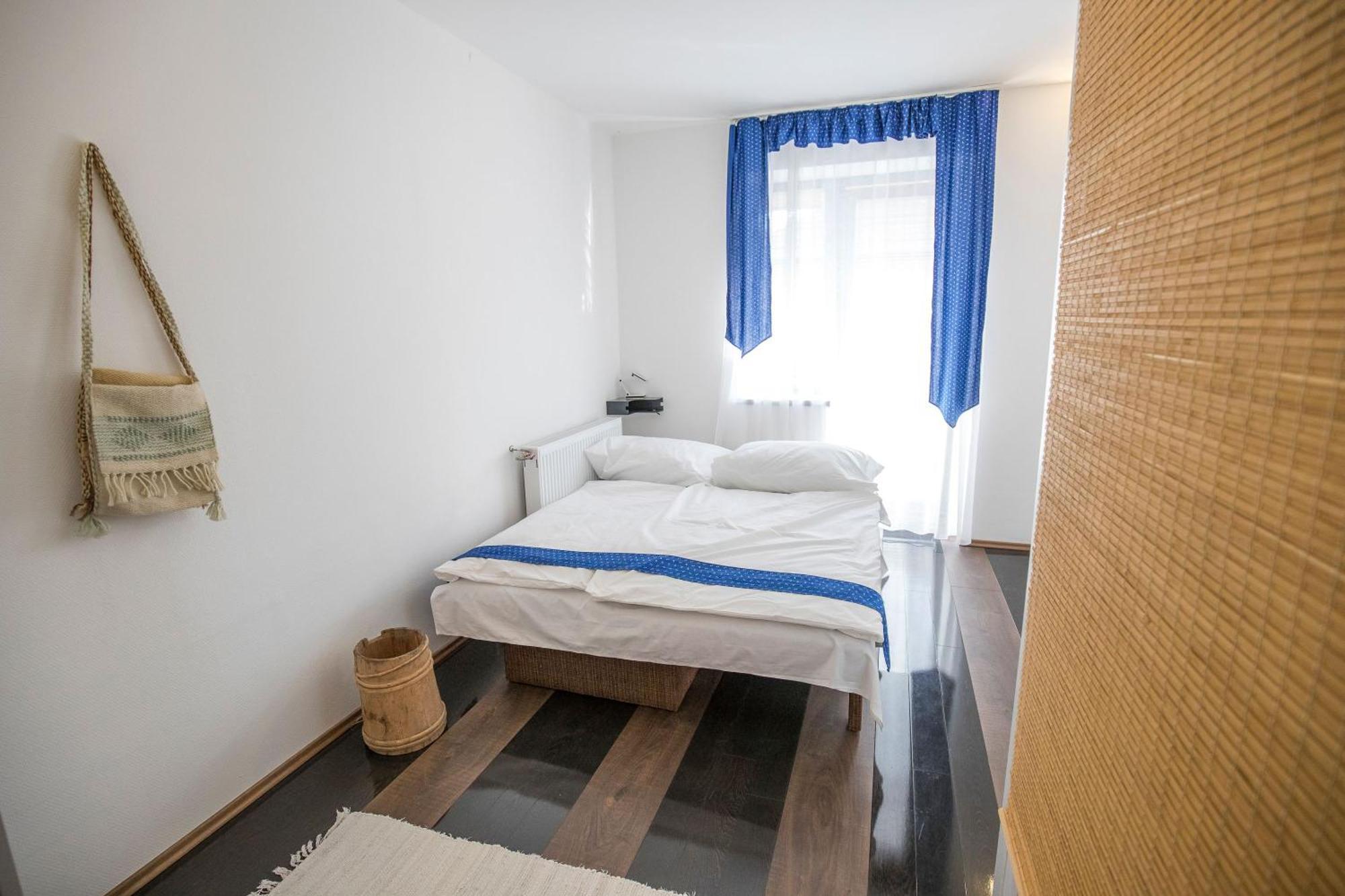 Villa Vamus Vendeg- Es Rendezvenyhaz Vámosszabadi Exteriör bild